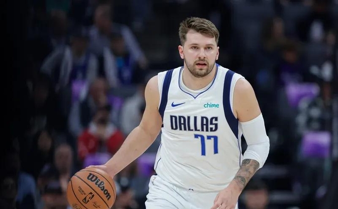 爱游戏破解版本雄鹿队季后赛出局，主帅宣布引咎辞职，当前直接出现一下.