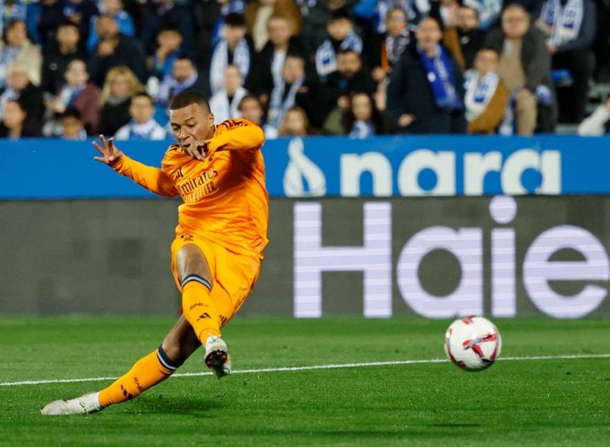 爱游戏破解版本 内马尔集锦 